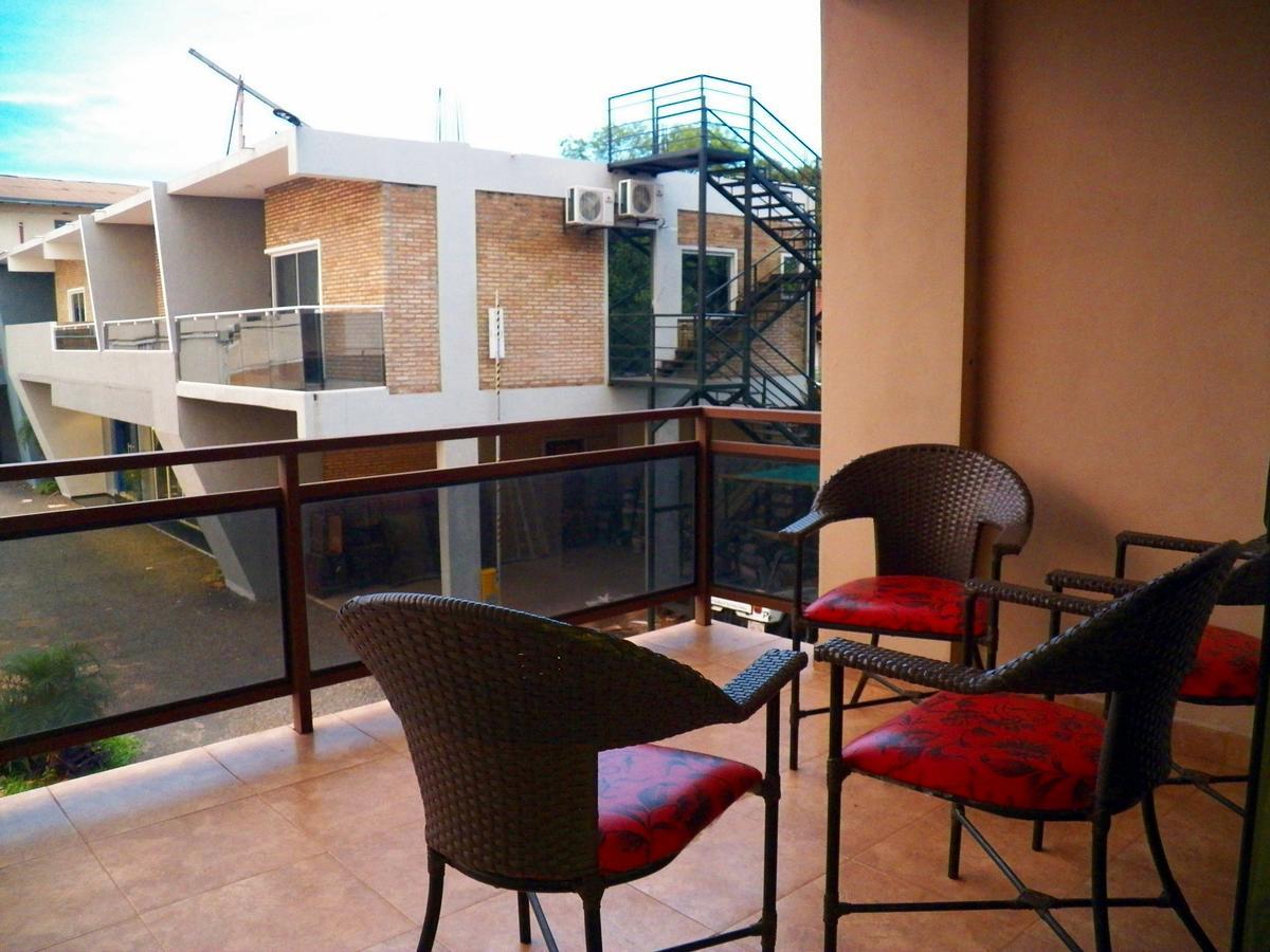 Hotel Puesta del Sol Encarnación Esterno foto